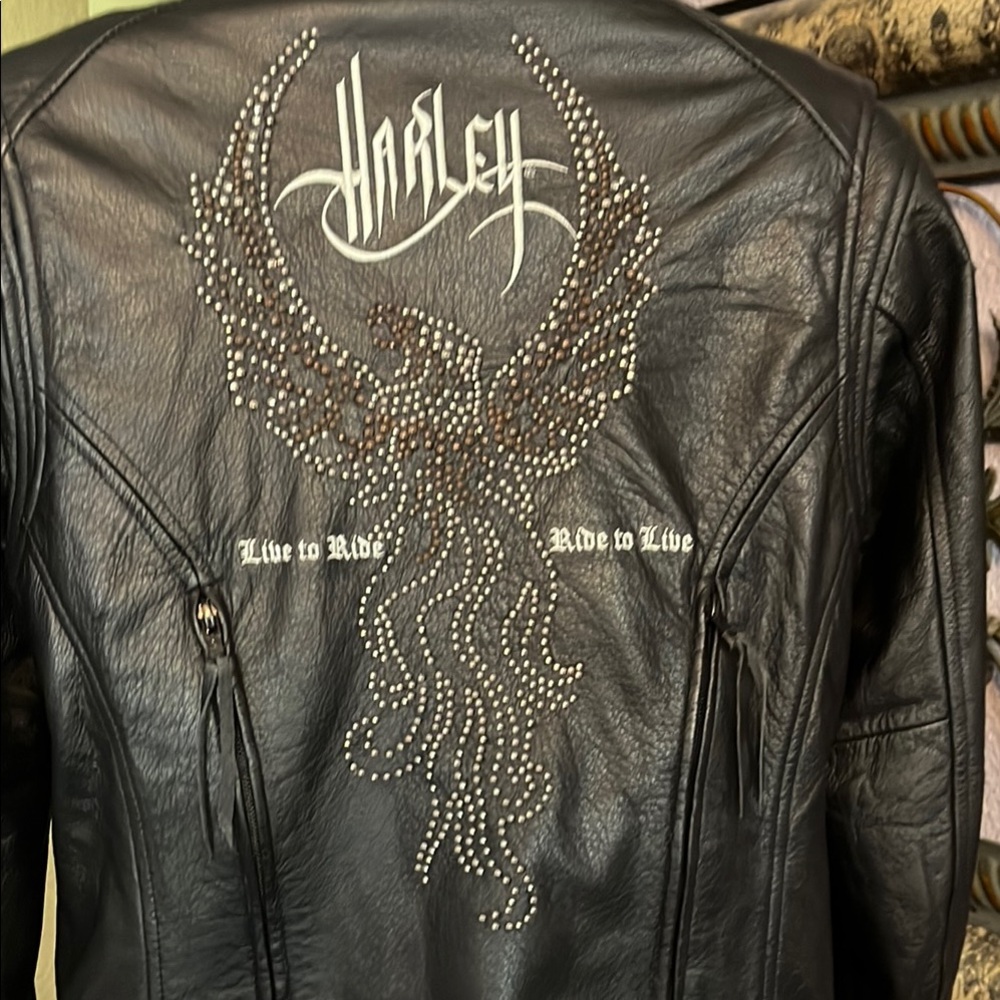 🎉HP🎉EUC Harley-Davidson Black Metallic Studded Leather Jacket- pockets/zips Sz M - Picture 3 of 13